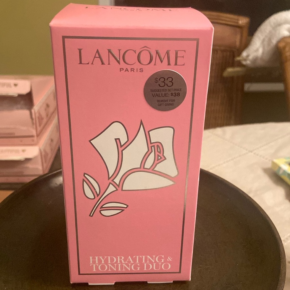 Lancôme Hydrating & Toning Duo. NIB